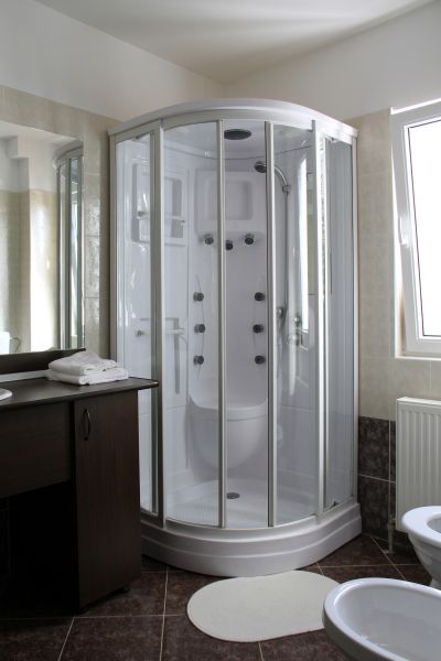Sacramento Shower Installation